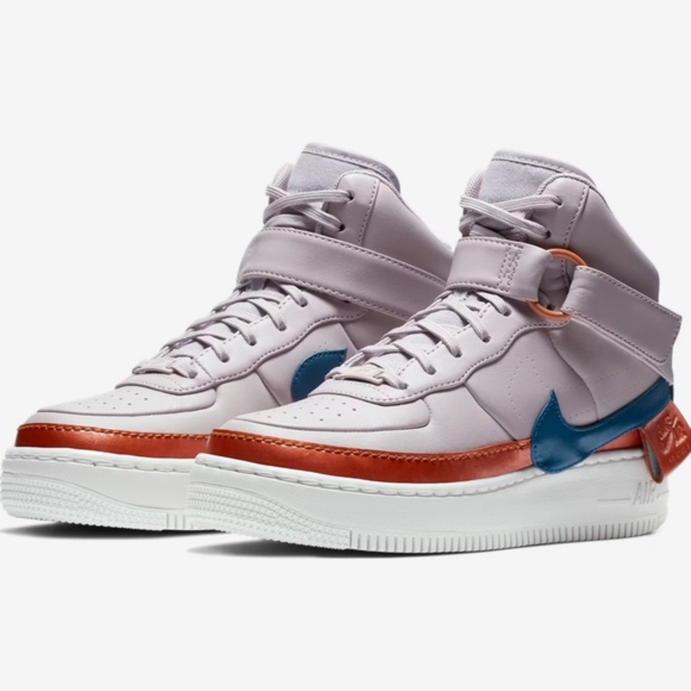 NIKE WMNS AIR FORCE 1 JESTER HI XX
THE 1 REIMAGINED sz 7